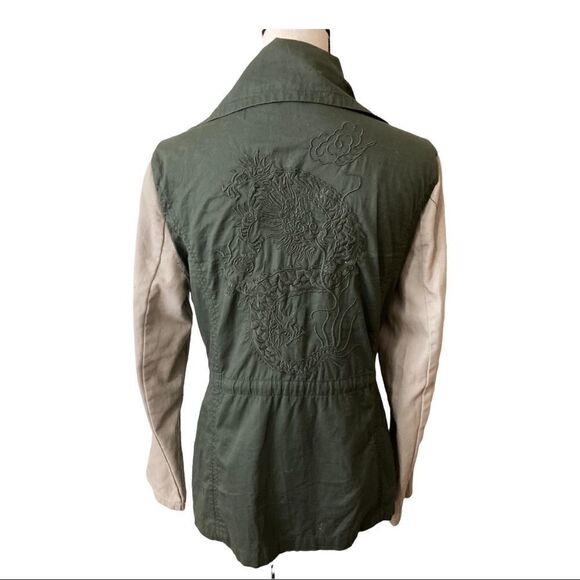 LovPosh Medium jacket, hunter green and tan, dragon imprint on the back, good co - Picture 5 of 5